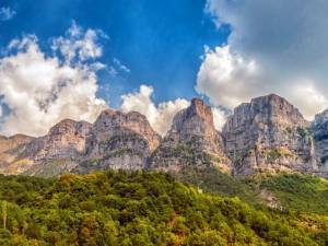 Ανίχνευση Ζωής: TeRA 80Km - Zagori Mountain Running!