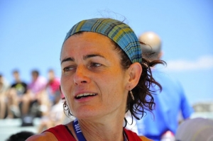 Helene Diamantides' back!